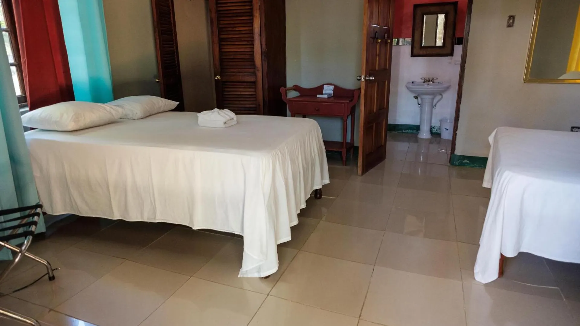 Indigo Beach Resort Black River